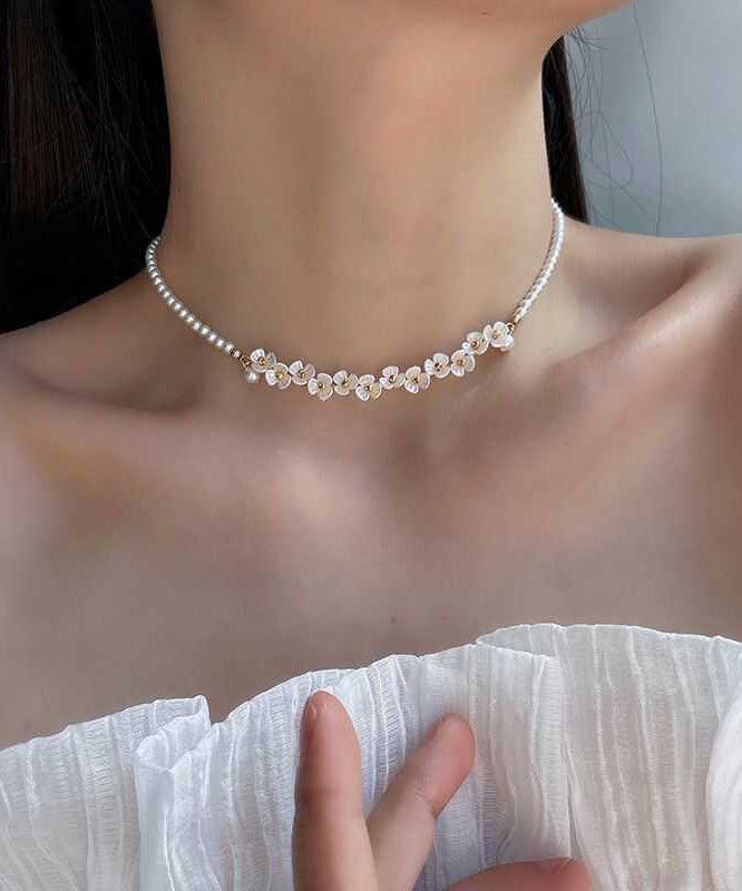 Collier élégant en alliage blanc avec perles florales en forme de poire - Street-Wave