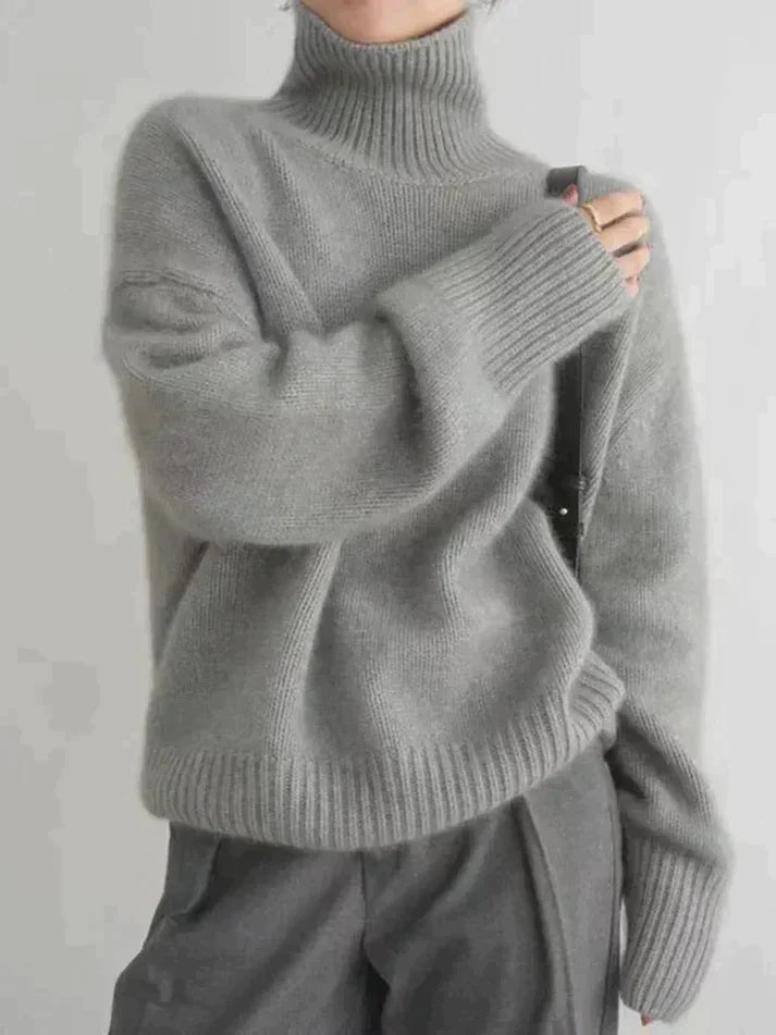 Street-wave Cashmere Rollneck Sweater For Women, Cozy Warmth, Relaxed Fit, Effortless Style