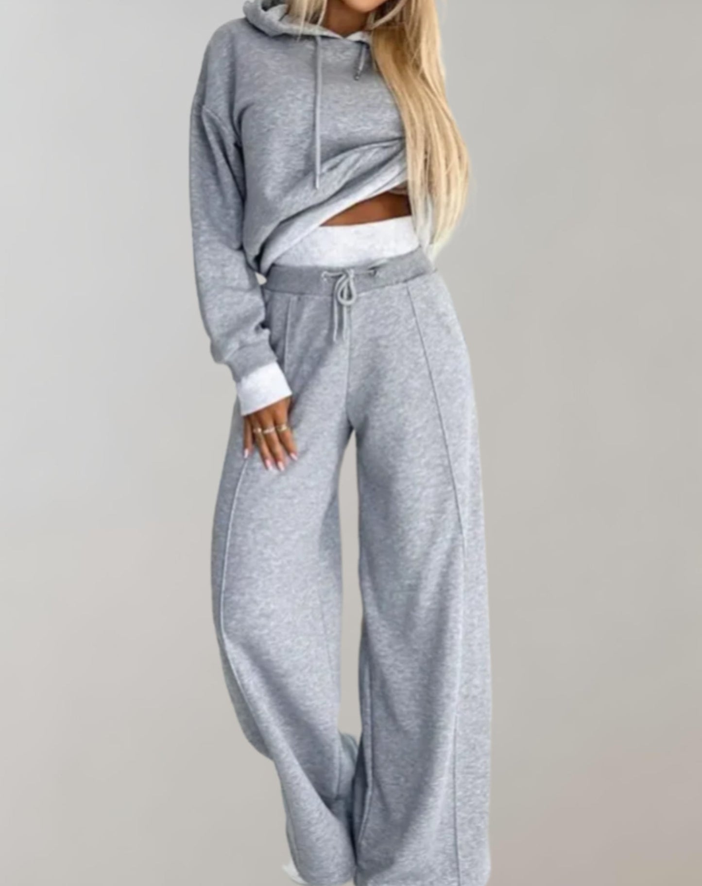 Street-wave Luxurious Comfortable High Waist Jogger Set For Women Cropped Hoodie And Wide Leg Pants