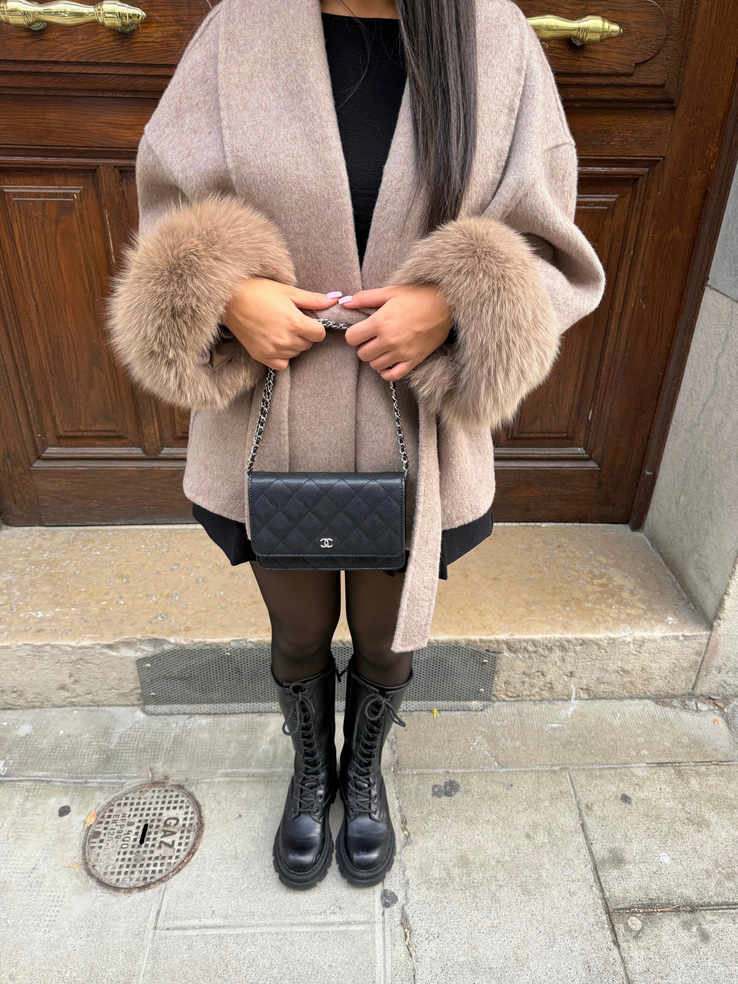 Street-wave Wool Coat With Fur Cuffs For Women Elegant Warm Stylish Outerwear Timeless Cozy