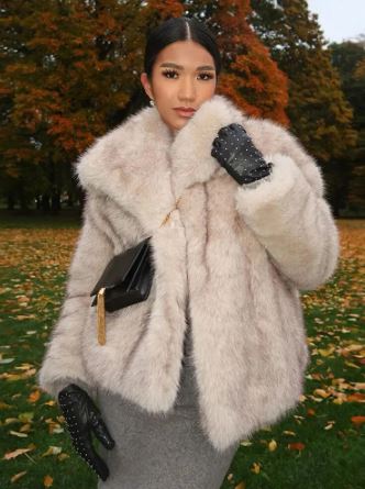 Street-Wave Faux Fur Jacket Short For Women With Luxe Look And Cozy Comfort Everyday