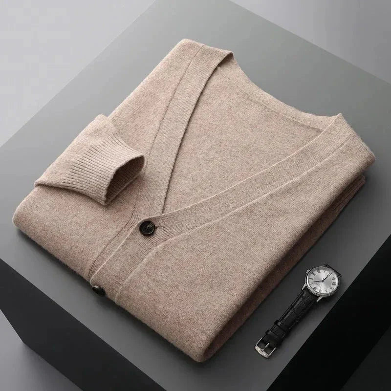 David Classic V-Neck Wool Cardigan