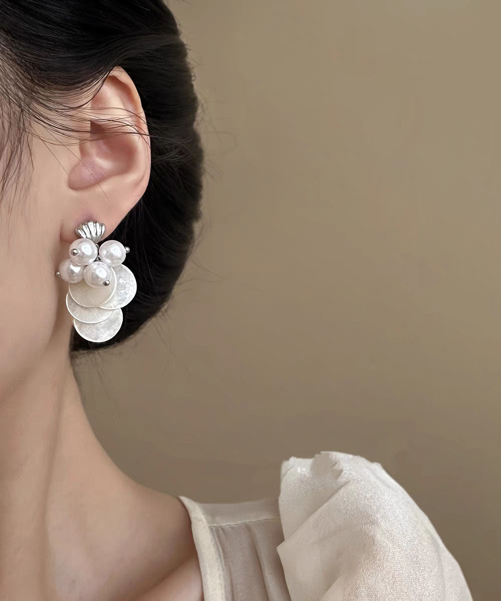 Boucles d'oreilles élégantes à pampilles en alliage d'argent sterling blanc, nacre et perles, avec pompon. - Street-Wave