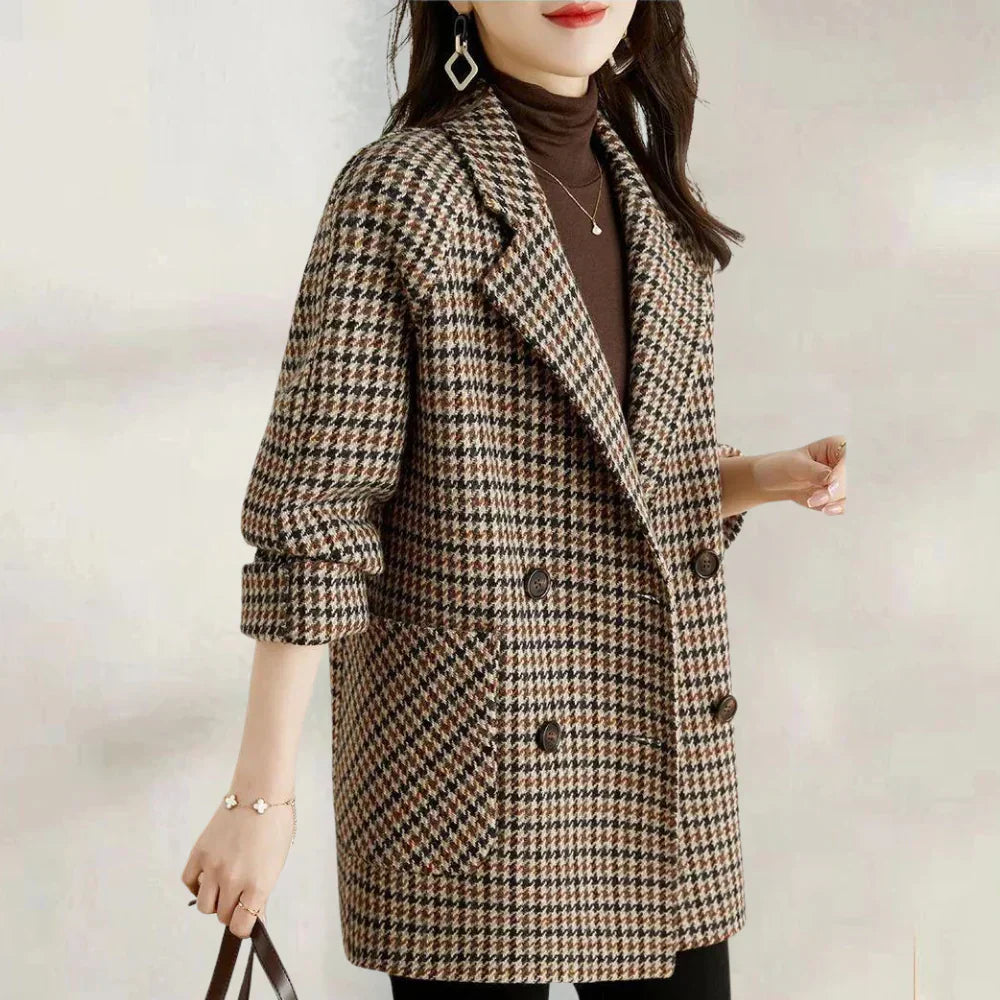 Street-Wave Elena Double Breasted Wool Coat For Women With Tailored Fit And Timeless Houndstooth Pattern