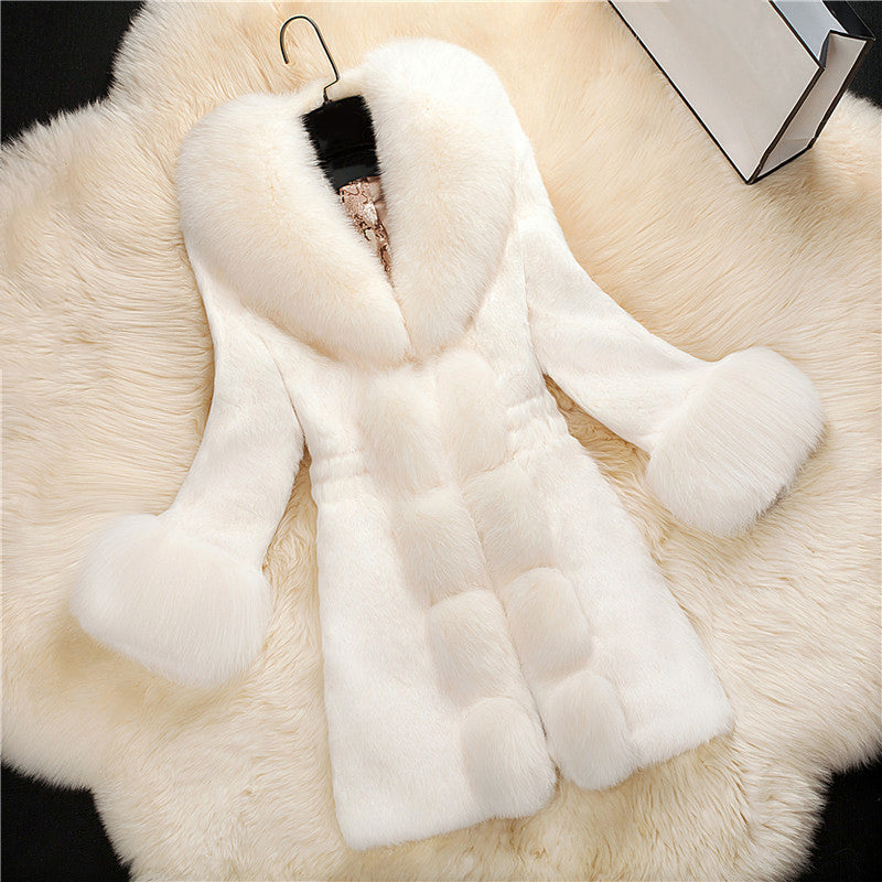 Street Wave Luxurious Long Winter Coat For Women With Contrast Collar And Removable Collar Chic Warmth