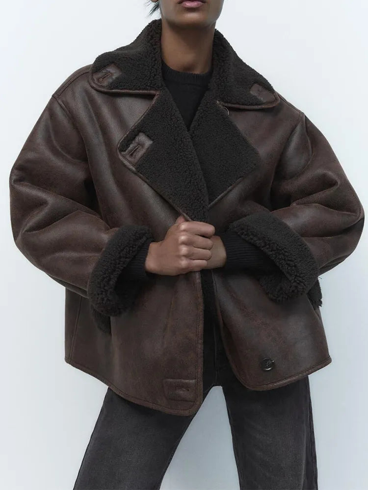 Street-wave Vintage Chic Leather Jacket for Women Timeless Style With Modern Details