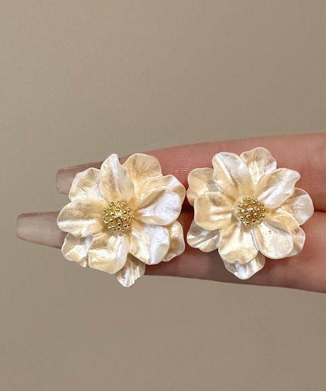 Boucles d'oreilles à tige en alliage de cuivre beige et acrylique, motif fleur de camélia, élégantes et tendance - Street-Wave