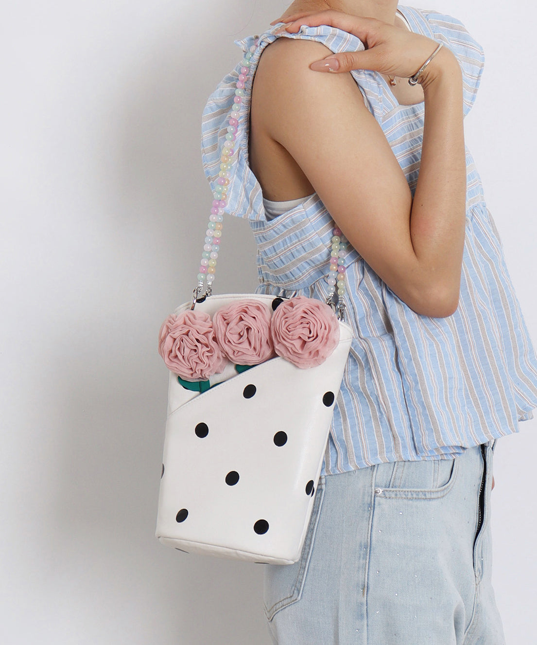 Sac seau tendance en similicuir blanc à imprimé floral - Street-Wave