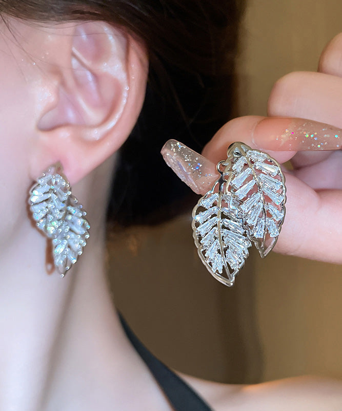 Boucles d'oreilles à tige en cuivre et zircon creux en forme de feuille - Street-Wave