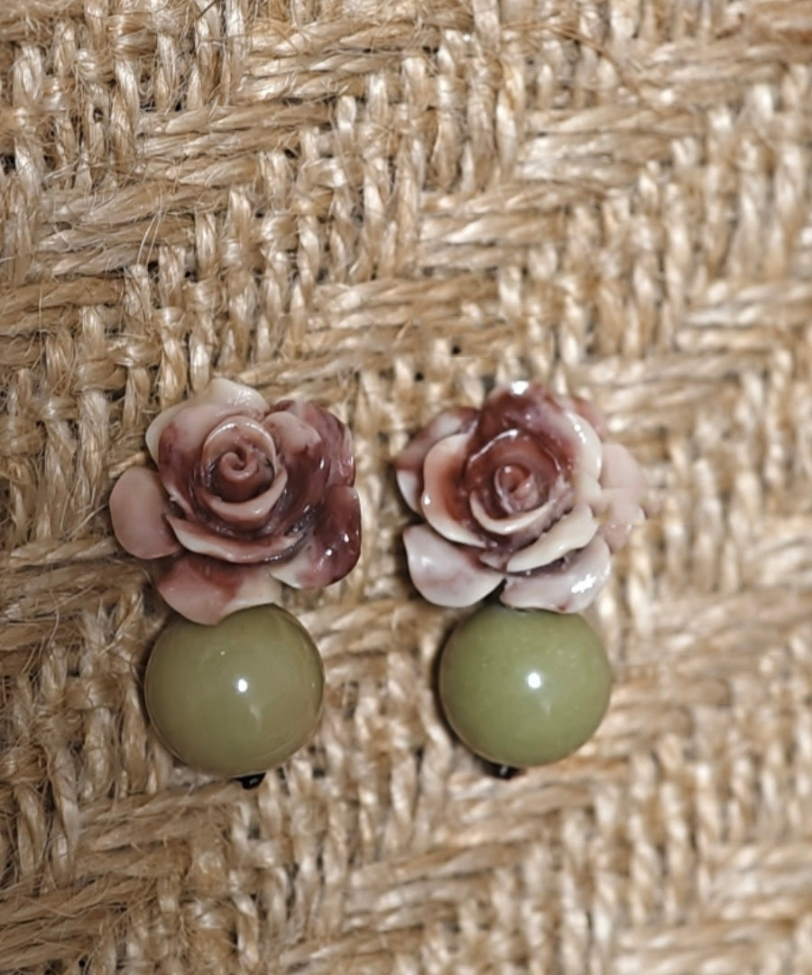 Boucles d'oreilles pendantes en alliage de cuivre vert clair avec motif floral et coquillage tie-dye - Street-Wave