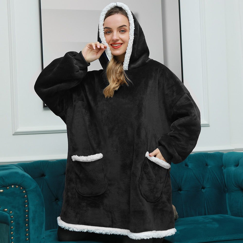 Street Wave Oversized Hoodie Kangaroo Pocket Plush Lining Plus Size Cozy Fleece Pullover