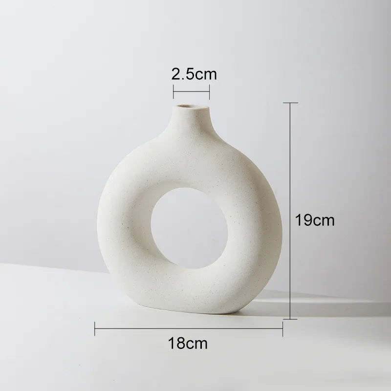 Hadran Circular Ceramic Vase