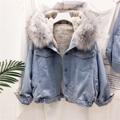 Street-wave Denim Winter Jacket For Women With Cozy Faux Fur Hood Pink Or Gray Lining