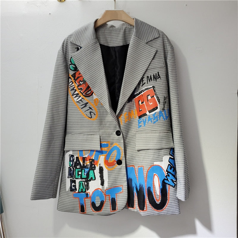 Street-Wave Oversized Blazer for Women with Graffiti Back Print Bold Statement Piece for Fashion Forward Style