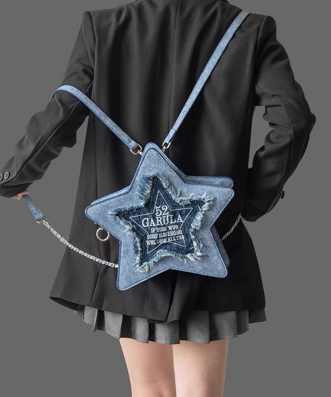 Sac à dos patchwork en denim bleu à pompons fait main - Street-Wave