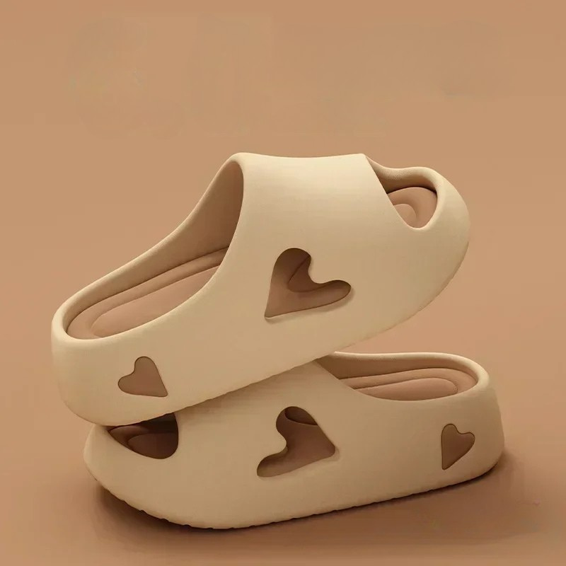Women's Heart-Shaped Flip Flops with Soft Cushioning and Durable Design