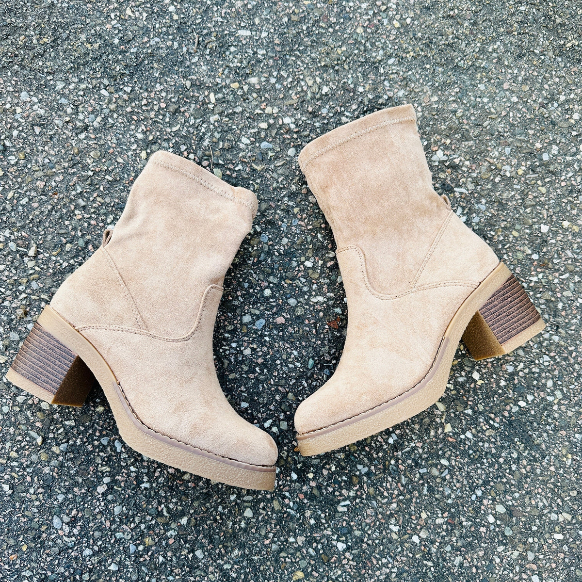 Orthopedic Women's Boots Street-Wave - Perfect Fit, All-Day Support, Weatherproof Comfort For Women