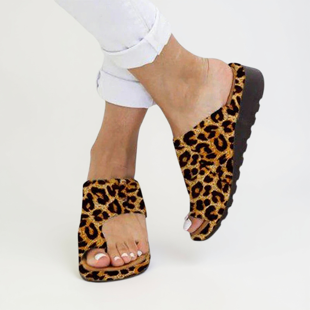 Women's Cushioned Sandals with Arch Support and Adjustable Straps