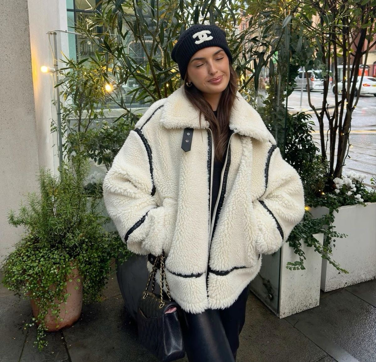 Street-Wave Shearling Coat Oversized Fit Women Warm Lining Zip Closure Soft Texture Chic