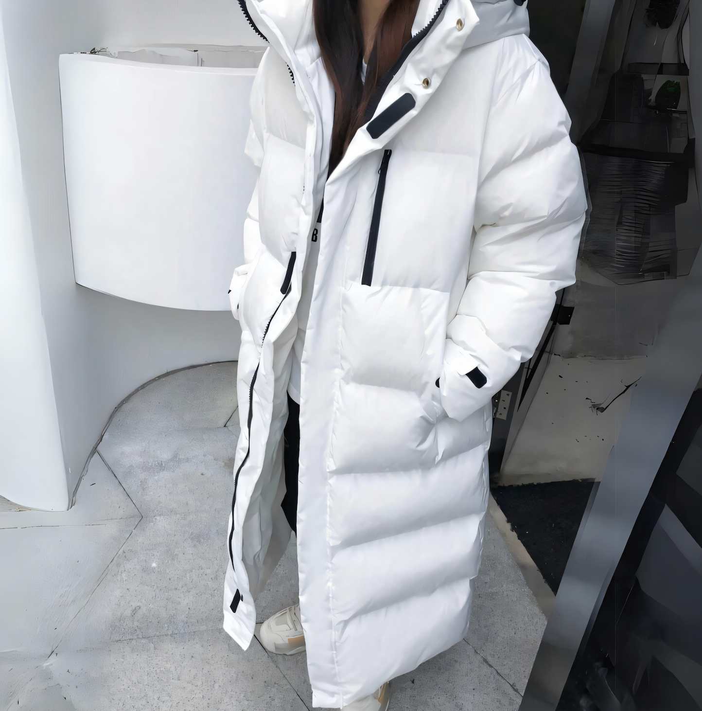 Street-wave Long Down Coat For Women Warm Winter Water-Repellent Puffer With Hood And Pockets