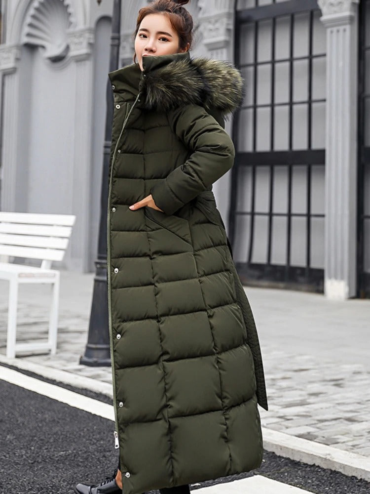 Street-wave Long Puffer Coat For Women Stylish Warm Winter Parka With Luxurious Fur Hood