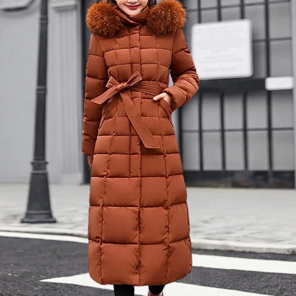 Street-Wave Quilted Puffer Coat With Faux Fur Hood For Stylish Women Luxurious Winter Outerwear