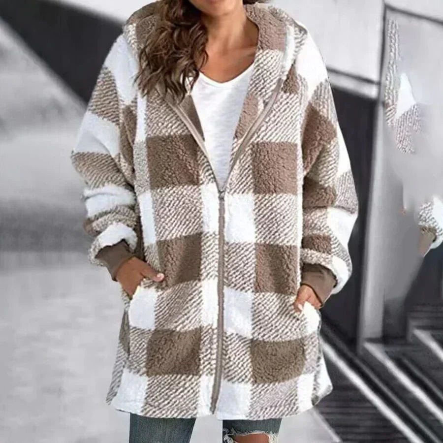Street-wave Luxurious Plaid Oversized Hoodie For Fashion Forward Loungers With Plush Comfort