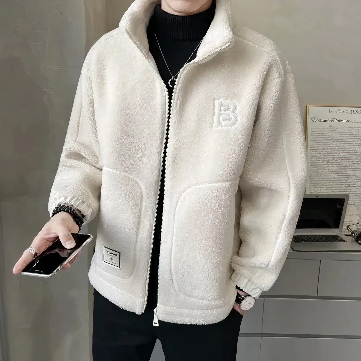 Street-wave Warm Fleece Jacket For Men And Women Cozy Durable Winter Outerwear That Traps Heat