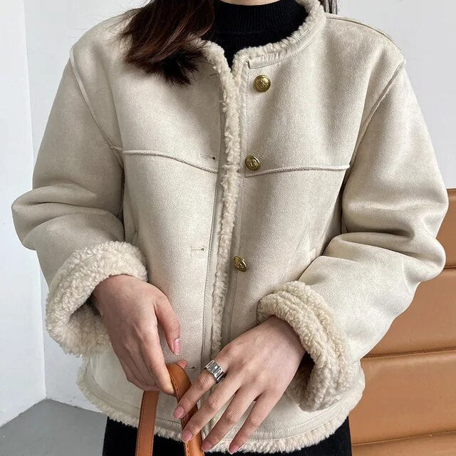 Streetwave Women's Shearling Jacket With Plush Fur Trim For Cozy Warmth And Stylish Everyday Wear