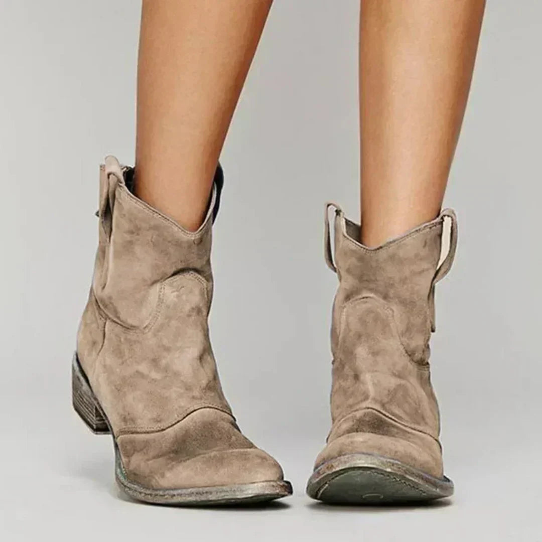 Street-wave Leather Western Boots for Women Durable Fit Timeless Style Premium Craft