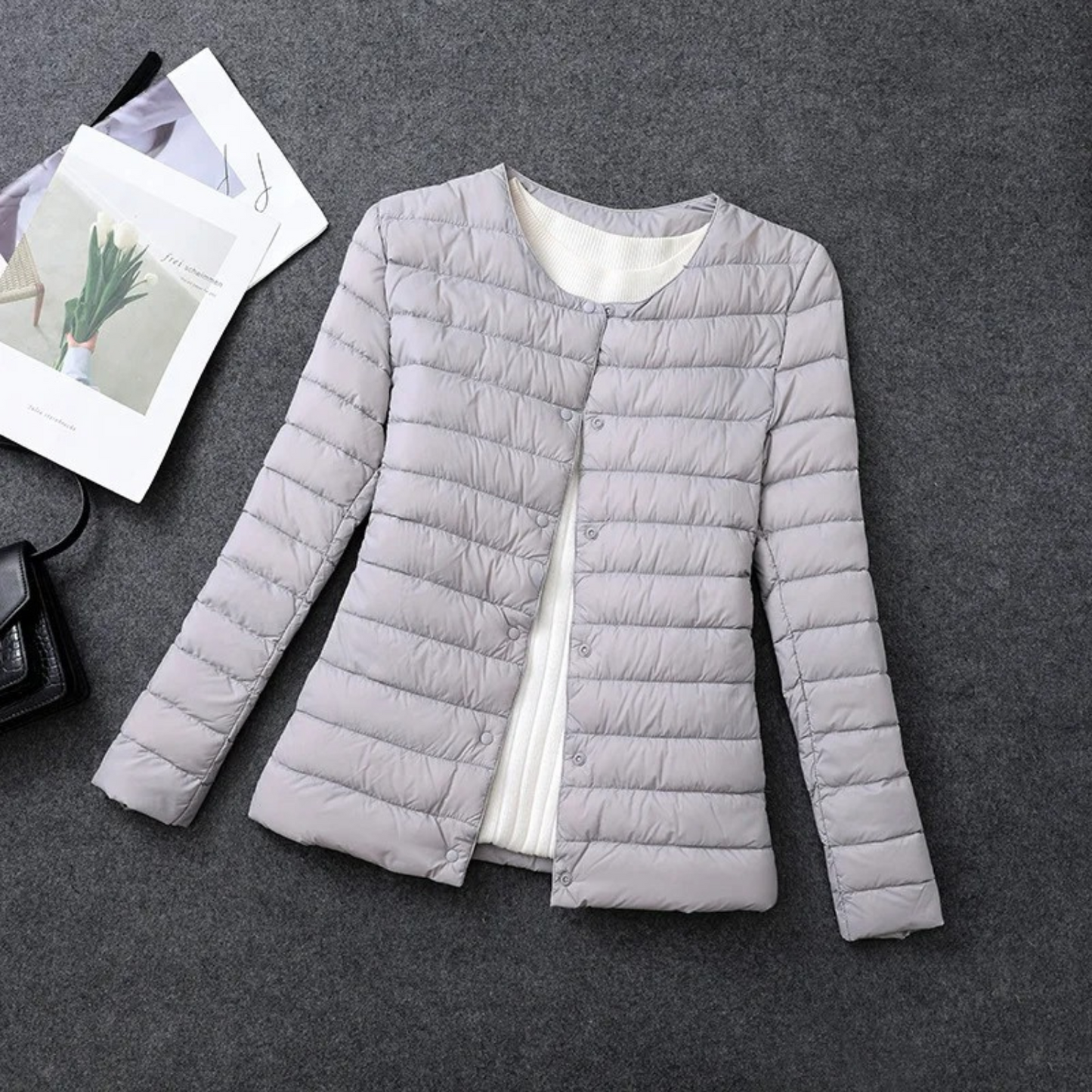 Street-wave Womens Lightweight Quilted Jacket With Round Collar For All Day Cozy Style