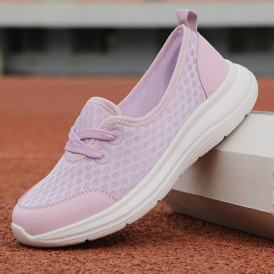 Street Wave Lightweight Walking Shoes For Women Slip On Comfort And Versatility