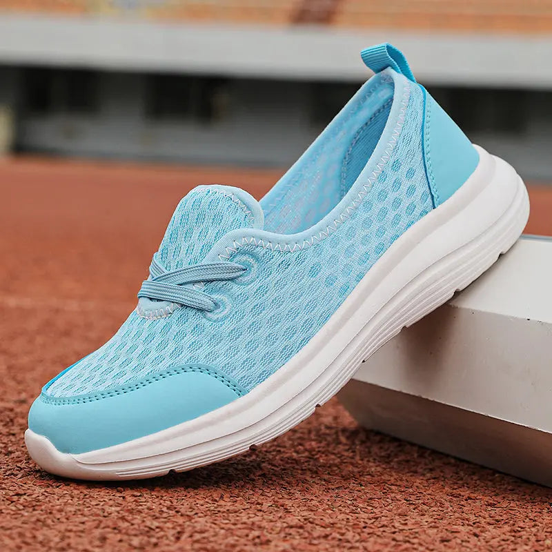Street Wave Lightweight Walking Shoes For Women Slip On Comfort And Versatility