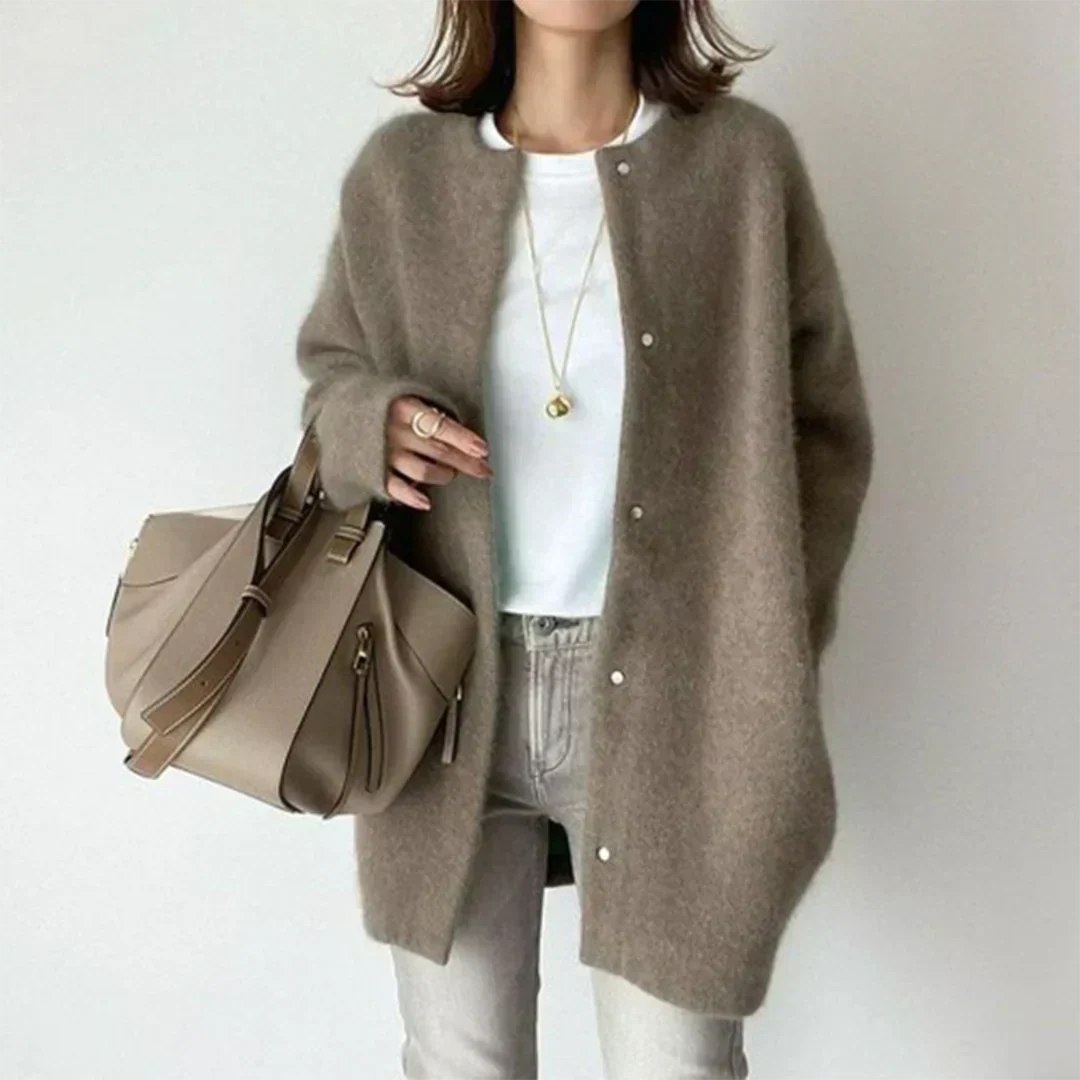 Street-wave Soft Wool Cardigan For Women With Relaxed Yet Flattering Fit For Everyday Chic
