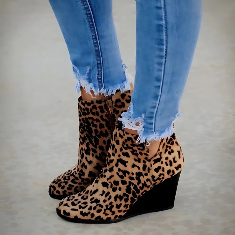 Street-Wave Faux Suede Ankle Boots With Wedge Heel And Side Zipper For Women Everyday Chic Comfort