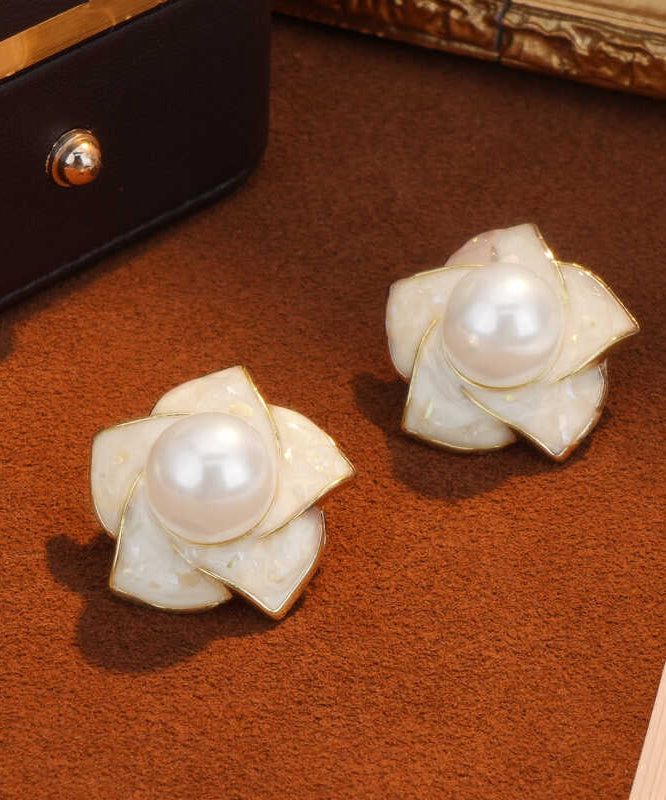 Boucles d'oreilles à tige modernes en cuivre blanc surdoré avec perles - Street-Wave
