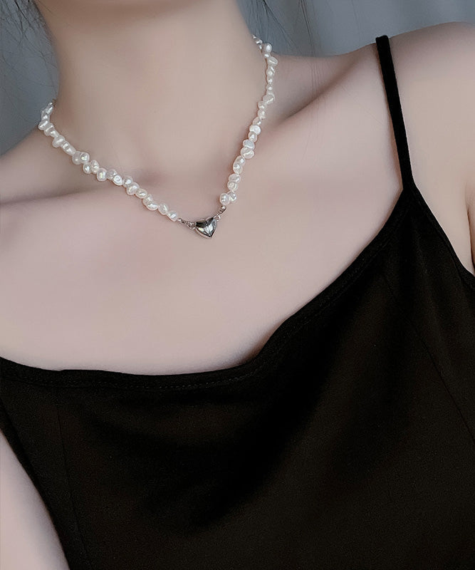 Collier pendentif moderne en cuivre blanc et perles Love - Street-Wave