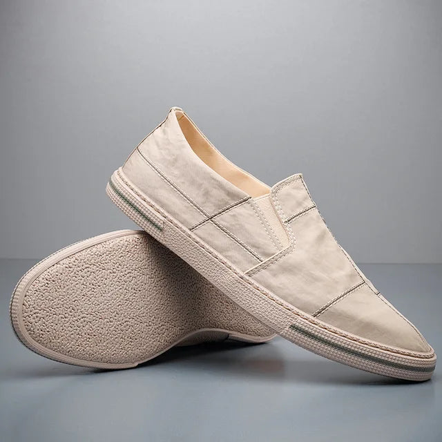 Street-Wave Korean Vulcanized Canvas Sneakers For Men Lightweight Comfort And Trendy Style