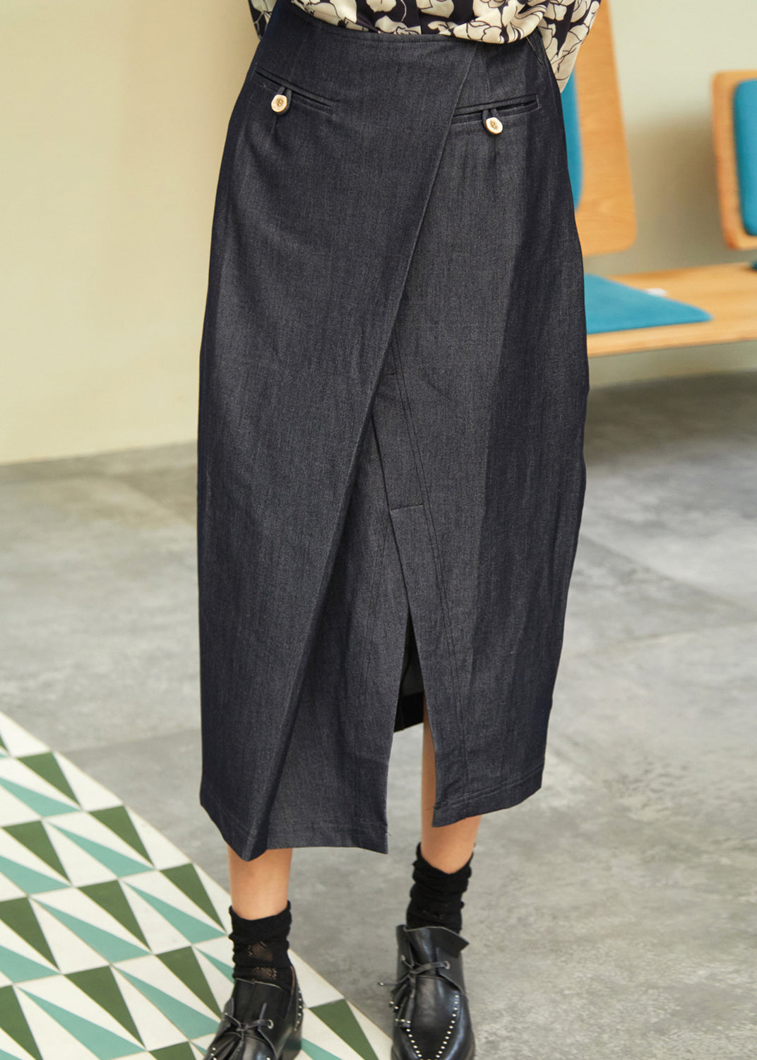 Nouvelles jupes en jean bleu marine asymétriques ouvertes sur le devant pour l'automne - Street-Wave