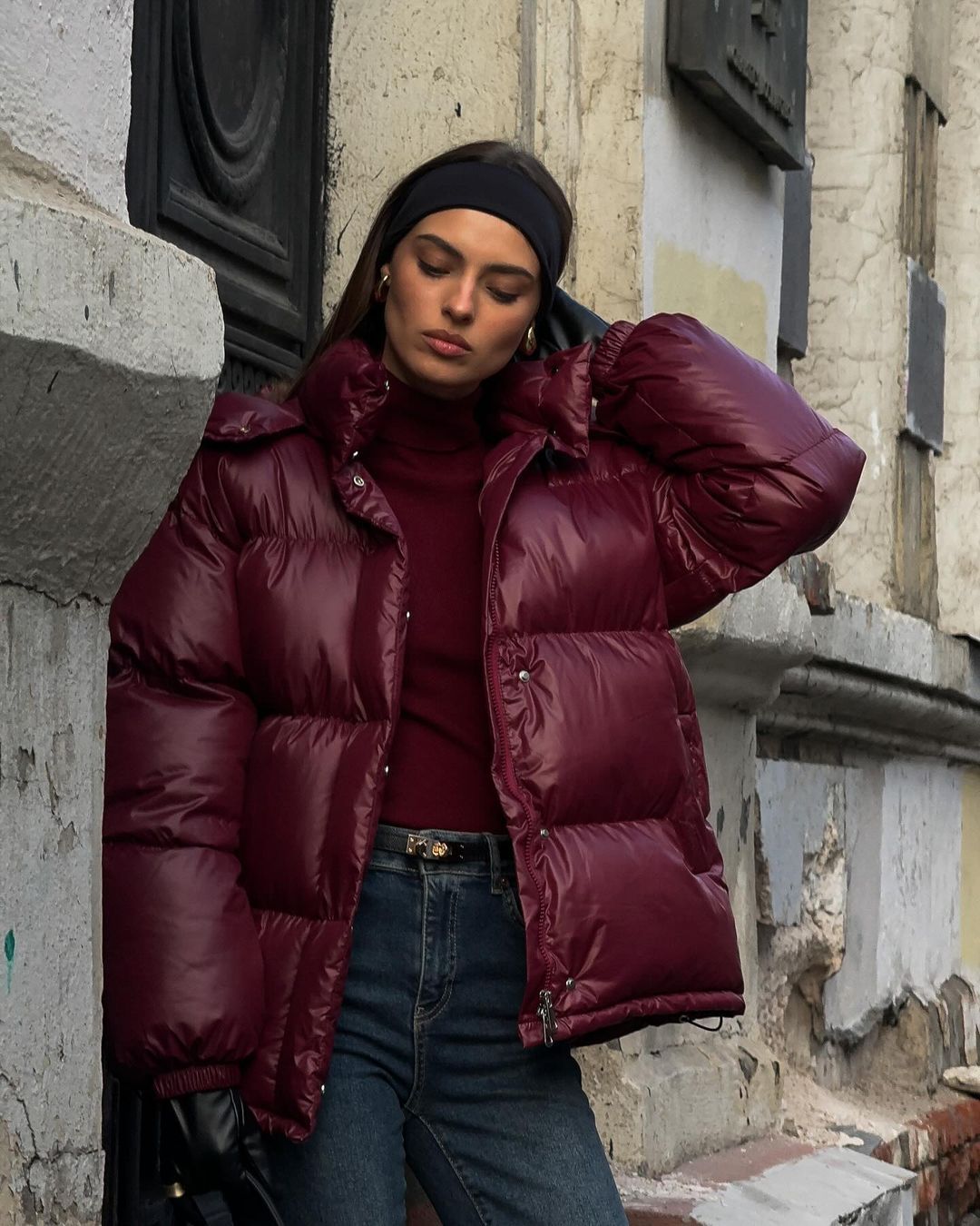 Street-wave Women's Puffer Jacket With High Collar And Voluminous Fit For Cold Weather