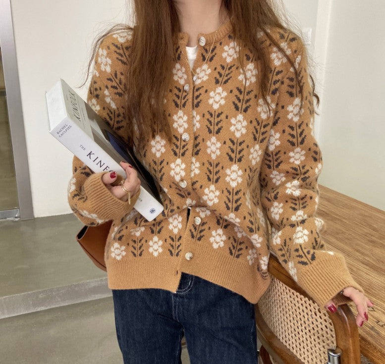 Street-Wave Women's Floral Knit Cardigan With Button Detail Soft Cotton Wool Blend