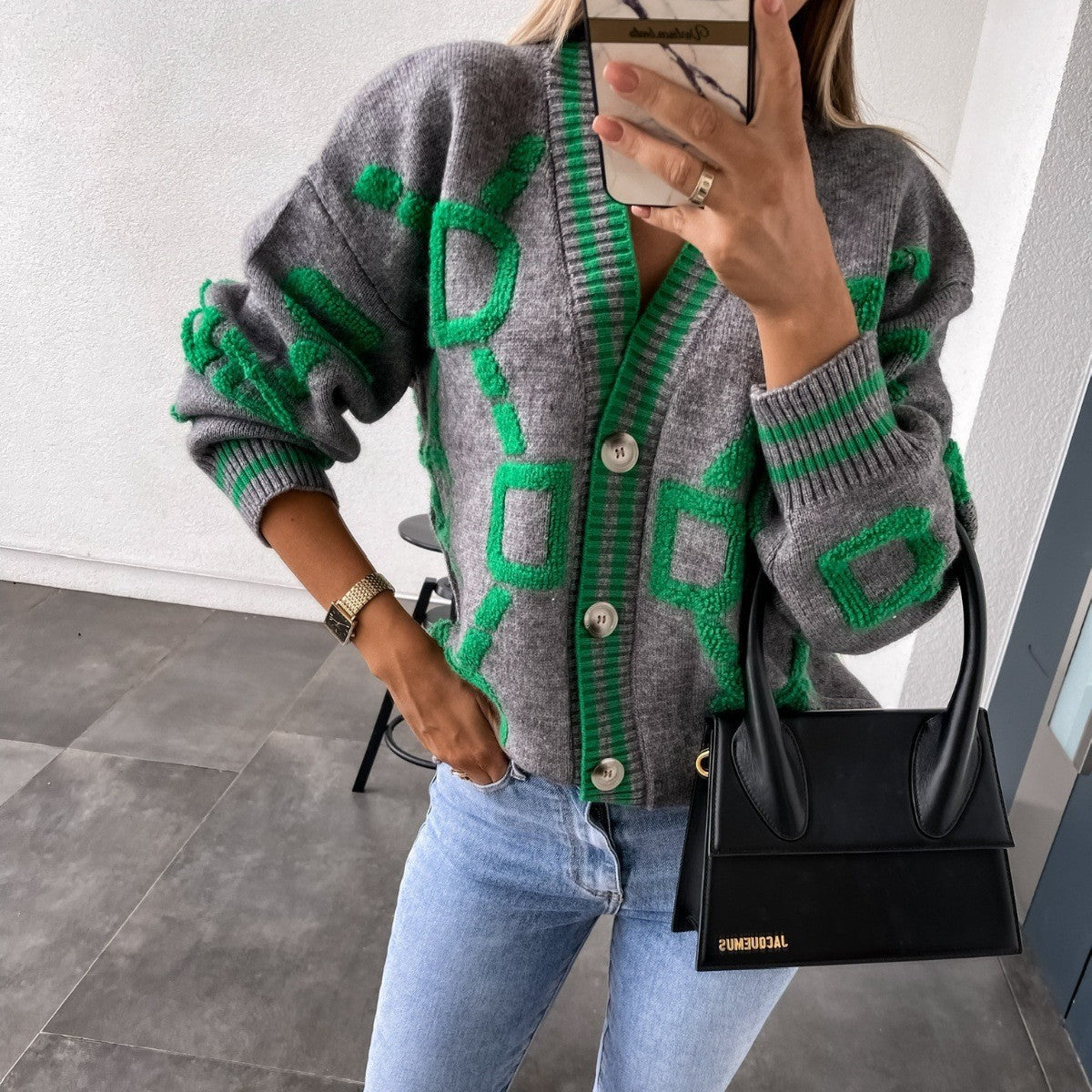 Women's Knit Cardigan With Graphic Pattern By Street-wave Elegant Button Front For Fashion-Forward Women