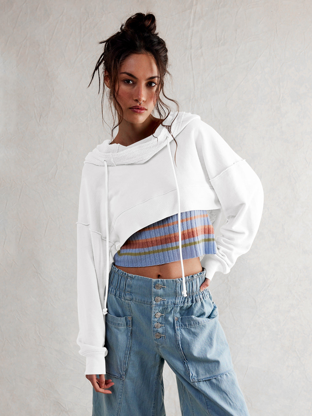 Street-Wave Womens Cropped Sweatshirt With Kangaroo Pocket Relaxed Fit Trendy Everyday Casual