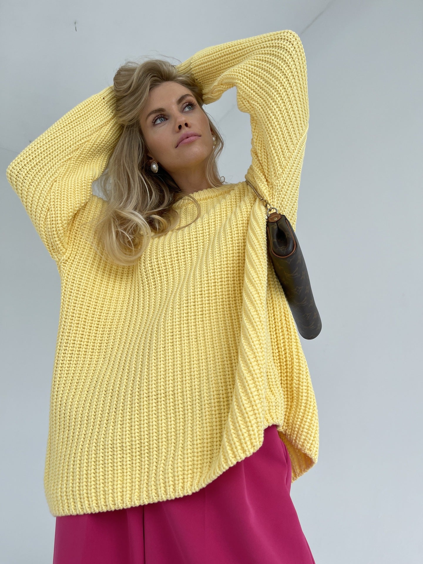 Street-Wave Womens Cozy Knit Sweater With Textured Stitch For Relaxed Oversized Fit Breathable Comfort