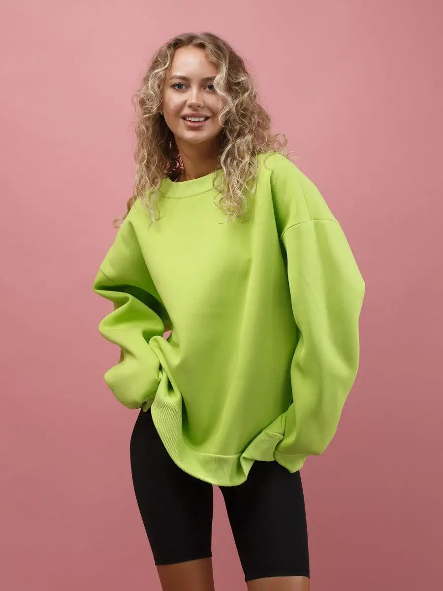 Street-Wave Women's Oversized Comfort Sweatshirt Soft Breathable Cozy Fit for Casual and Active Days
