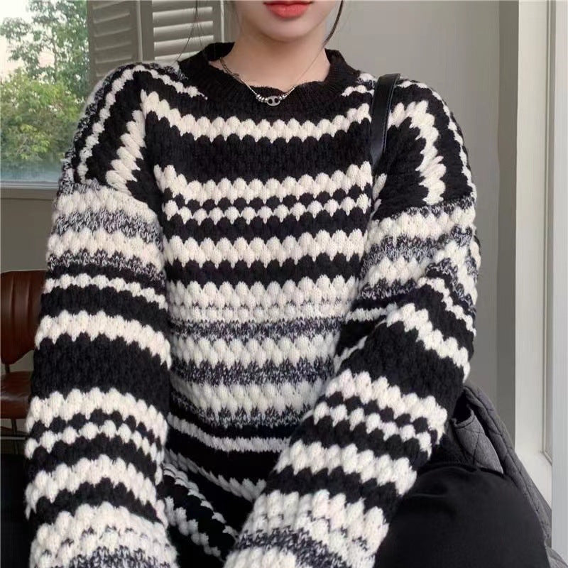 Street-Wave Womens Striped Knit Sweater With Textured Fabric And Relaxed Fit For Everyday Wear