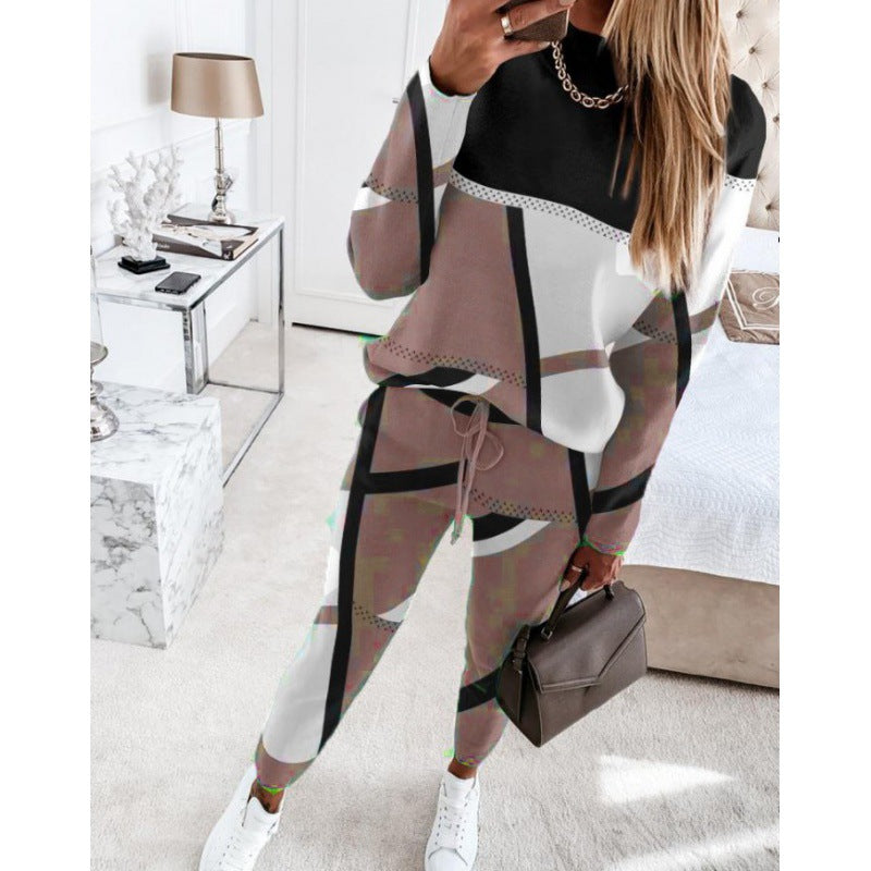 Street-Wave Womens Graphic Sweat Suit With Breathable Comfort For Active Women Everyday Style