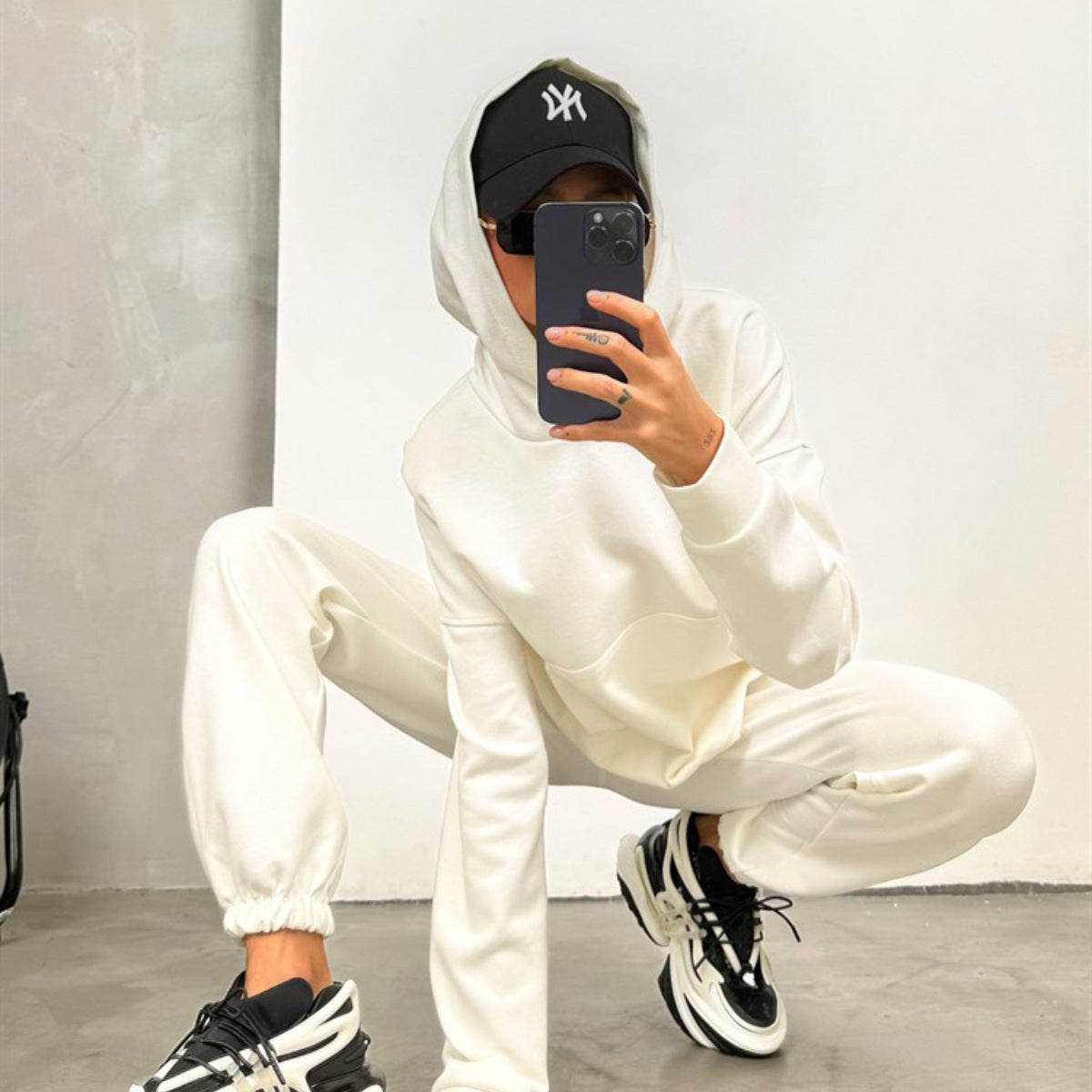 Street Wave Women Cozy Hoodie Tracksuit Set With Elastic Cuffs For All Day Comfort