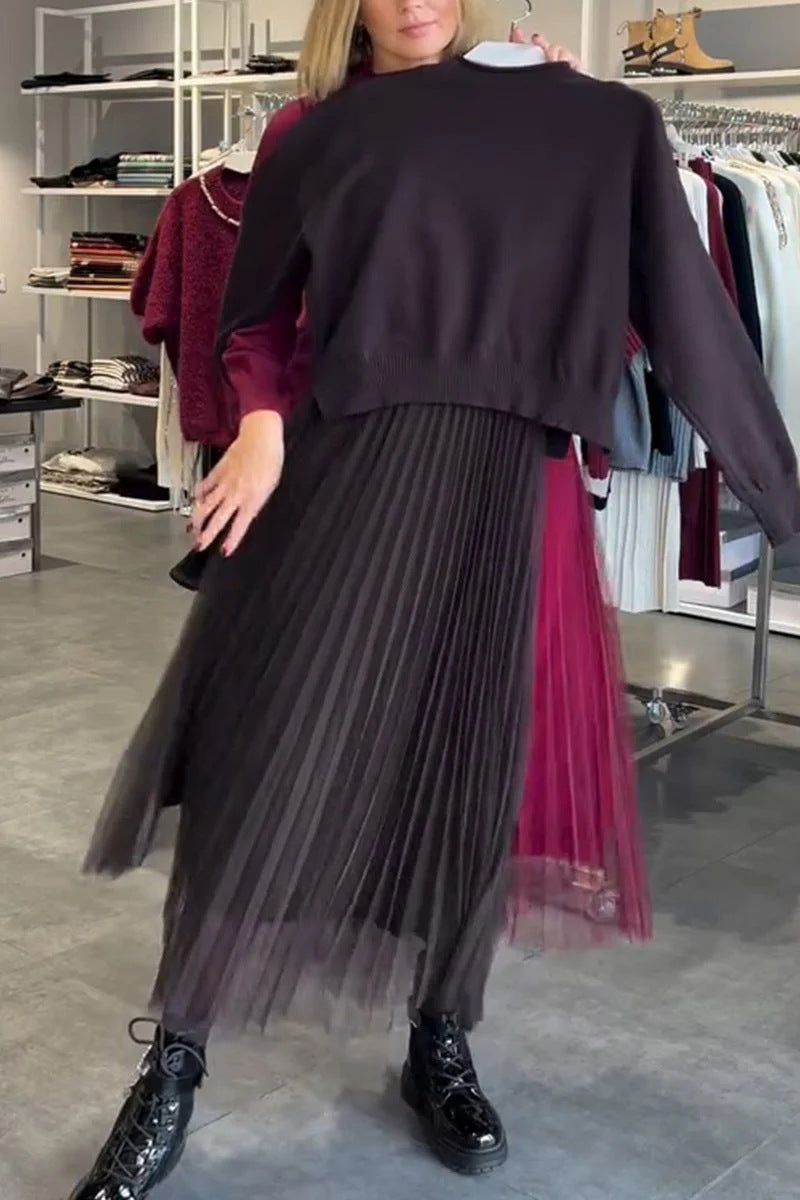 Street-wave Pleated Skirt and Sweater Set for Women Elegant Breathable Comfort Outfit Collection