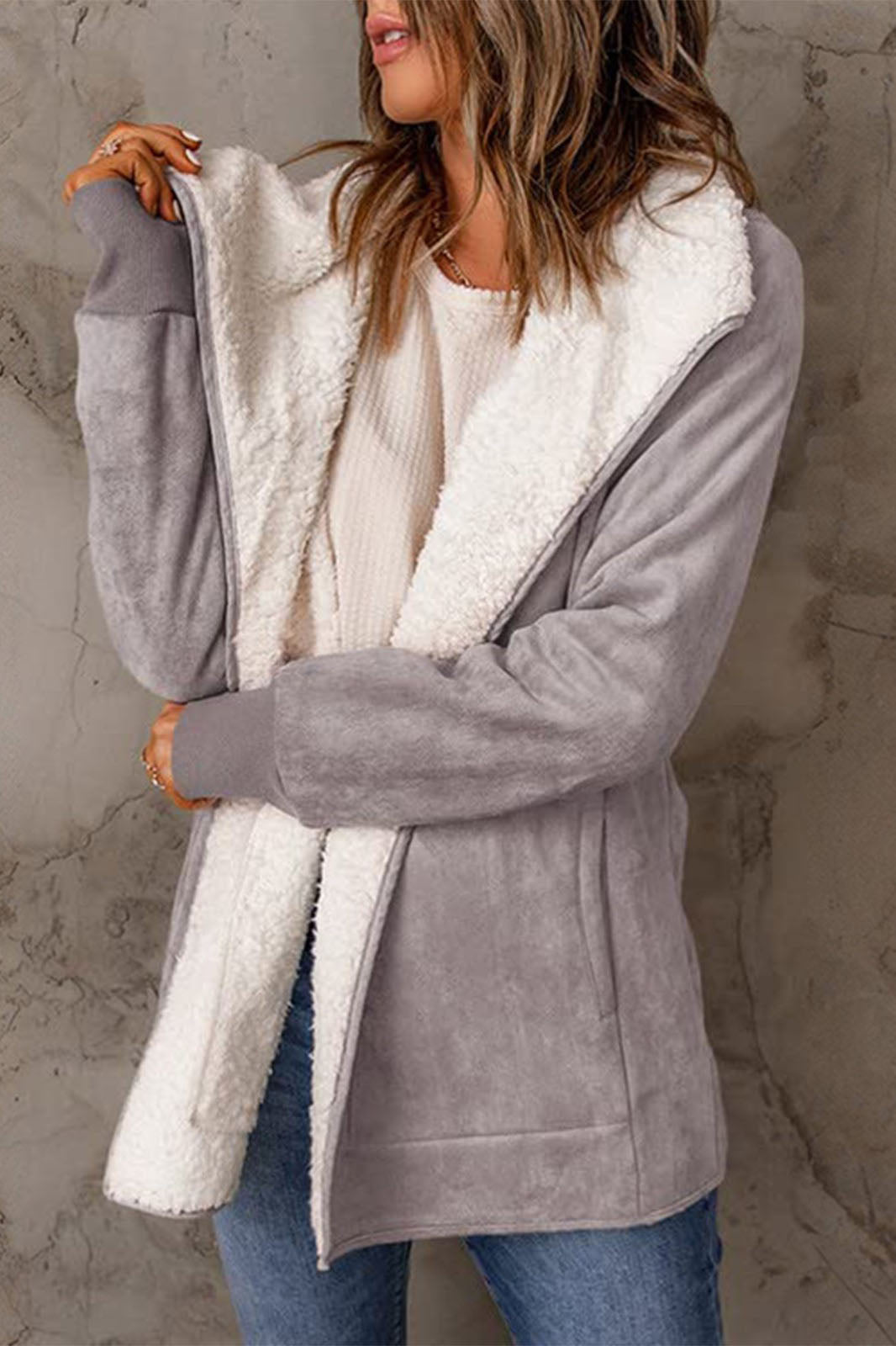 Street Wave Reversible Leather Shearling Jacket for Women Warm Cozy Lambswool Comfort